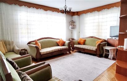 üsküdar merkezde  3 katlı müstakil satılık daire 