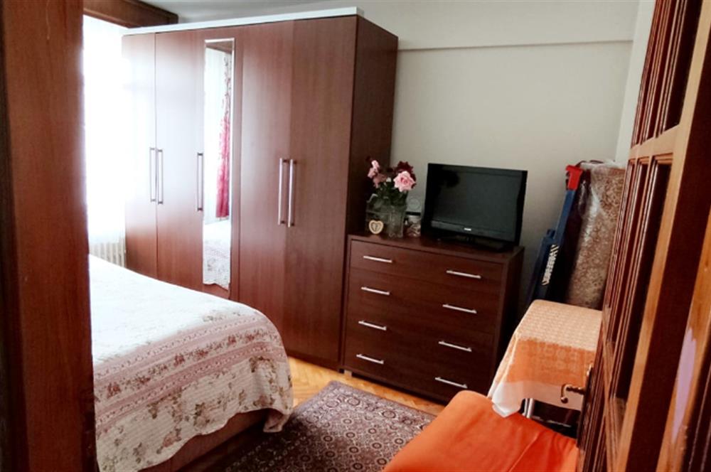 üsküdar merkezde  3 katlı müstakil satılık daire 