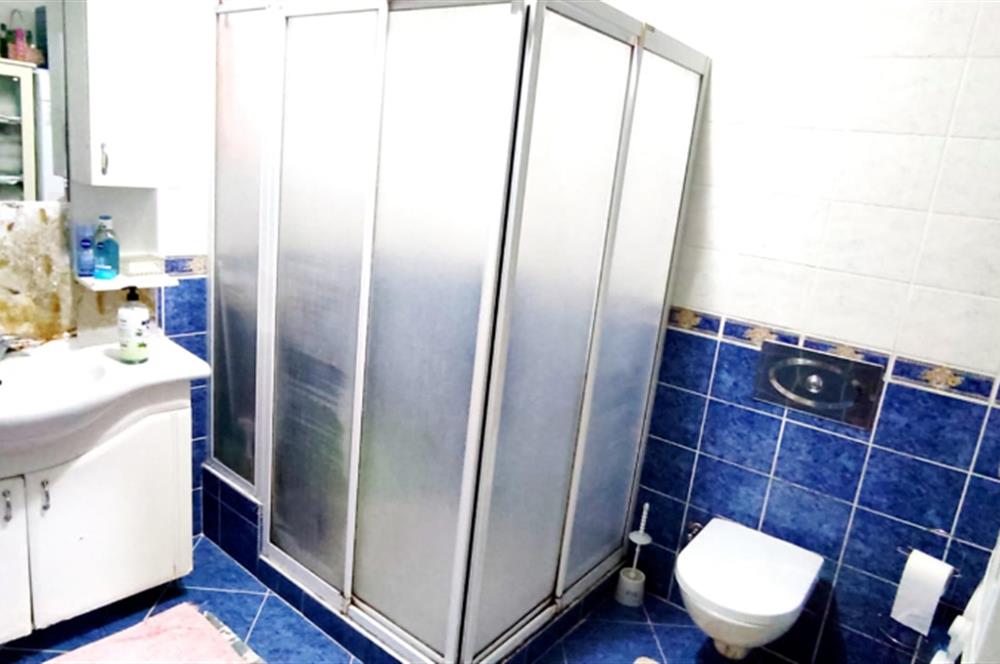 üsküdar merkezde  3 katlı müstakil satılık daire 