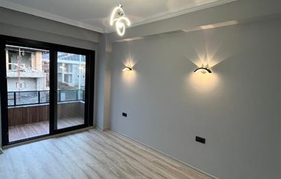 GÜRE'DE BUTİK SİTEDE DOĞA MANZARALI BAHÇESİ OLAN VİLLA