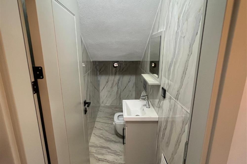 GÜRE'DE BUTİK SİTEDE DOĞA MANZARALI BAHÇESİ OLAN VİLLA