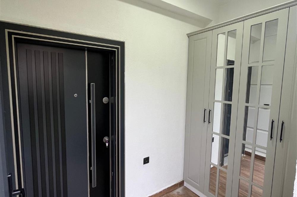 GÜRE'DE BUTİK SİTEDE DOĞA MANZARALI BAHÇESİ OLAN VİLLA