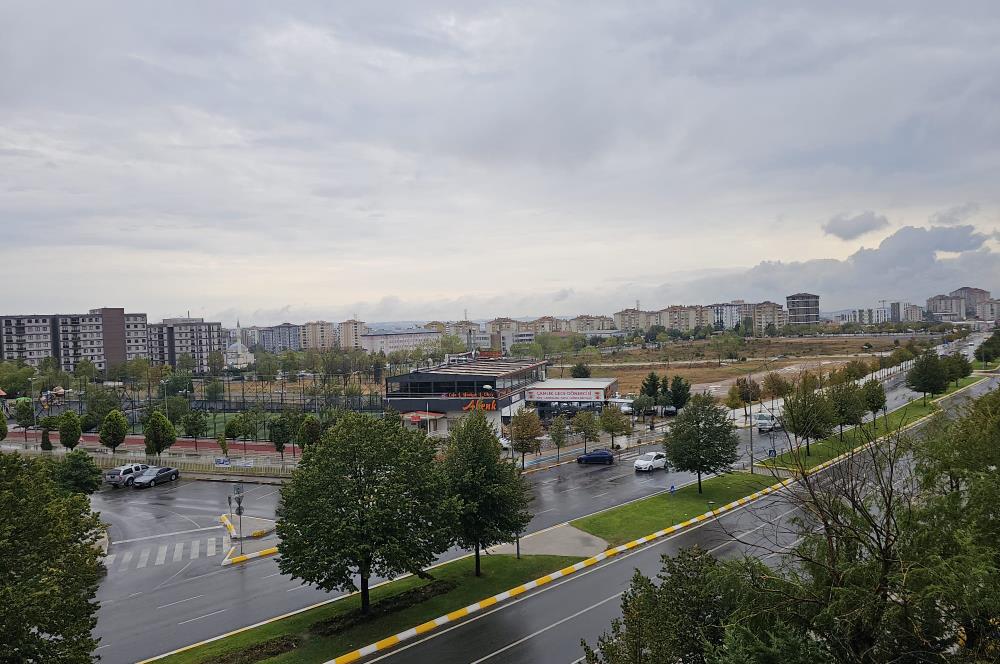 ÇAMLIK MAH SİTE İÇERİSİNDE SATLIK MUHTEŞEM KONUMDA 3+1 DAİRE