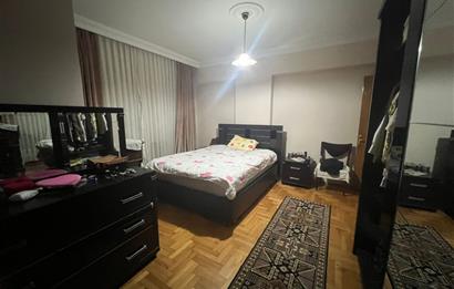 Ümraniye Namık Kemal'de 3+1 Satılık Daire