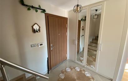 Uskumruköy'de 3+1 Bahçeli Teraslı Satılık Villa