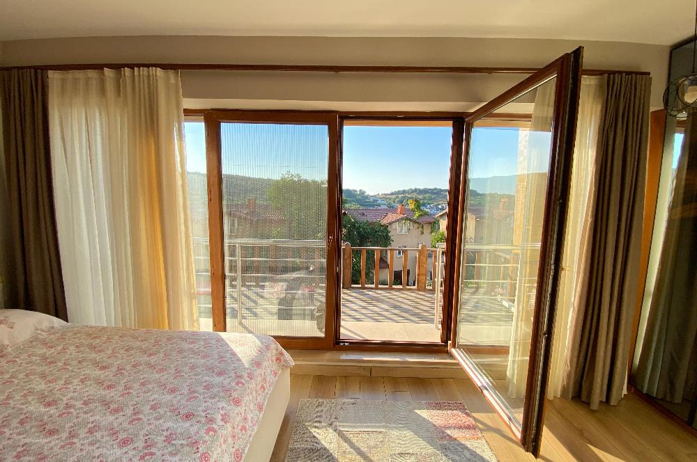 Uskumruköy'de 3+1 Bahçeli Teraslı Satılık Villa