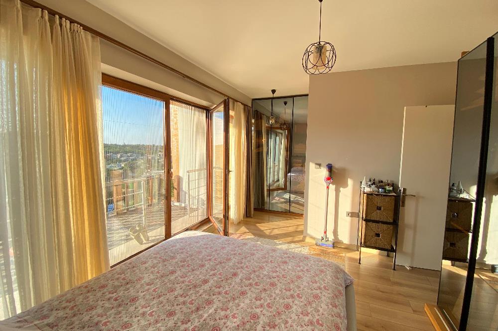 Uskumruköy'de 3+1 Bahçeli Teraslı Satılık Villa