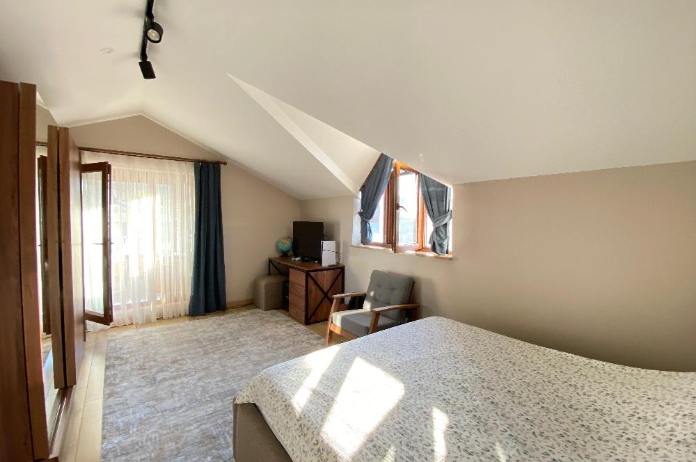 Uskumruköy'de 3+1 Bahçeli Teraslı Satılık Villa