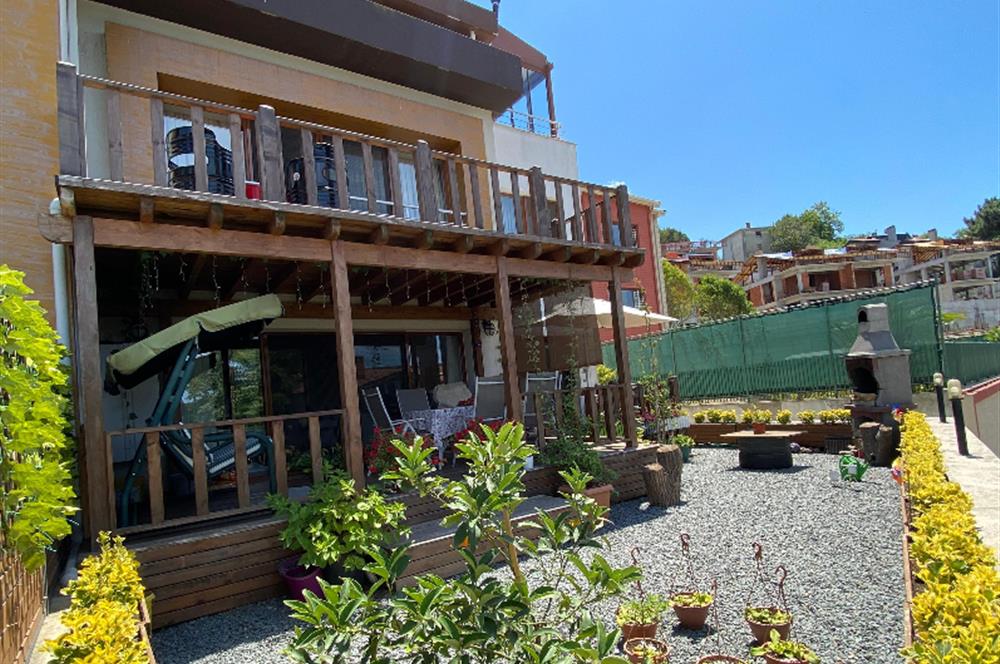 Uskumruköy'de 3+1 Bahçeli Teraslı Satılık Villa