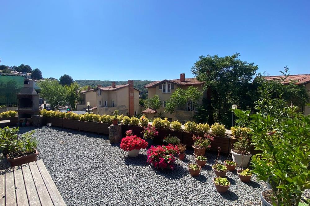 Uskumruköy'de 3+1 Bahçeli Teraslı Satılık Villa