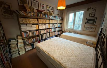 KADIKÖY KOZYATAĞI OYAK A SİTESİNDE BALKONLU 3+1 SATILIK DAİRE