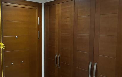 AYVACI PARK SİTESİ KAPALI MUTFAKLI EBEVEYN BANYOLU GENİŞ 2+1