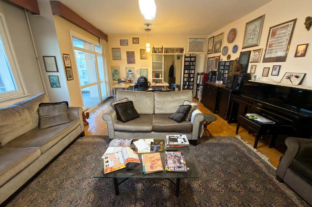 KADIKÖY KOZYATAĞI OYAK A SİTESİNDE BALKONLU 3+1 SATILIK DAİRE