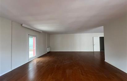 C21'DEN GÖKTÜRK'üN MERKEZİNDEKİ GÖKMAHAL'DE SATILIK 4+1 DAİRE