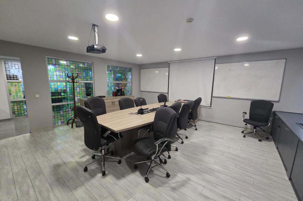 CENTURY 21'DEN ŞİŞLİ GOLDEN PLAZA'DA SATILIK GENİŞ İŞ YERİ