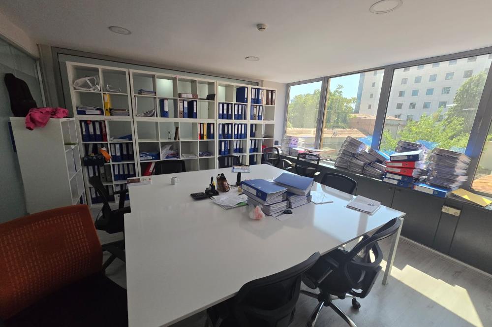 CENTURY 21'DEN ŞİŞLİ GOLDEN PLAZA'DA SATILIK GENİŞ İŞ YERİ