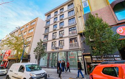 Çağlayan Vatan Caddesinde reklam değeri yüksek satılık dükkan. 