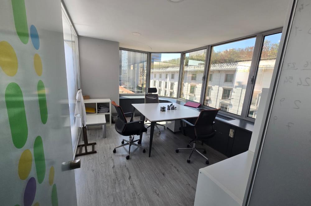 CENTURY 21'DEN ŞİŞLİ GOLDEN PLAZA'DA SATILIK GENİŞ İŞ YERİ