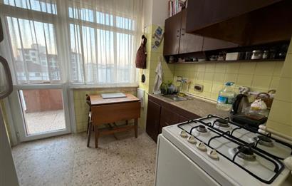 KADIKÖY KOZYATAĞI OYAK A SİTESİNDE BALKONLU 3+1 SATILIK DAİRE