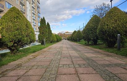 AYVACI PARK SİTESİ KAPALI MUTFAKLI EBEVEYN BANYOLU GENİŞ 2+1