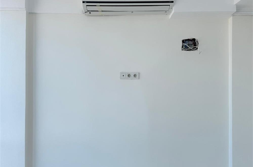 TAKSİM MEYDANINDA KİRALIK NEZİH BİR OFİS