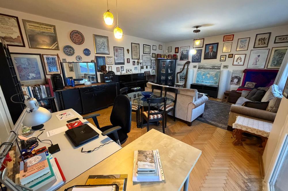 KADIKÖY KOZYATAĞI OYAK A SİTESİNDE BALKONLU 3+1 SATILIK DAİRE