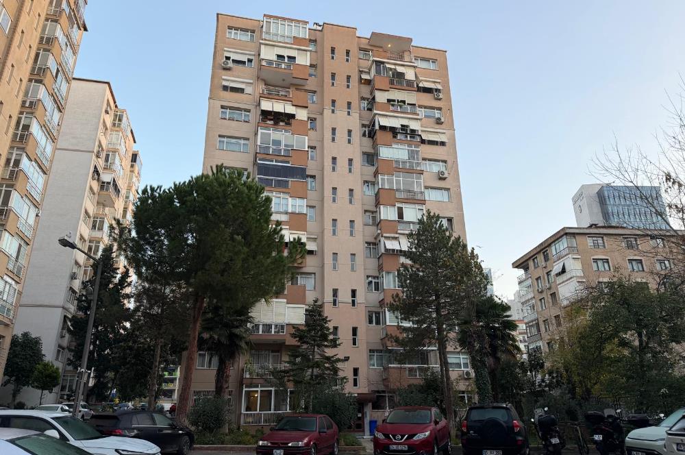 KADIKÖY KOZYATAĞI OYAK A SİTESİNDE BALKONLU 3+1 SATILIK DAİRE