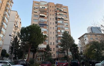 KADIKÖY KOZYATAĞI OYAK A SİTESİNDE BALKONLU 3+1 SATILIK DAİRE