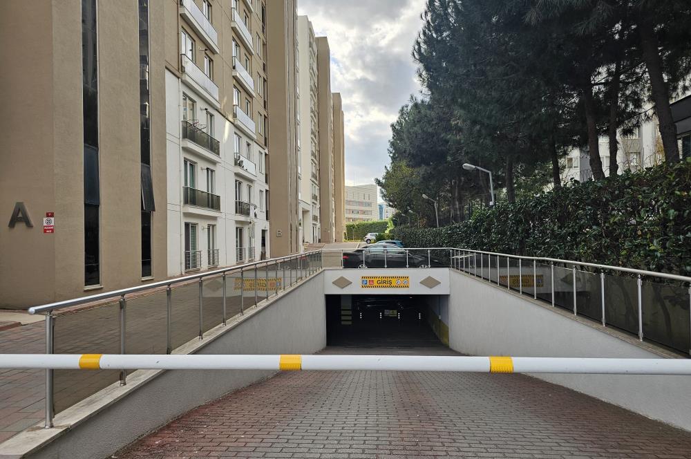 AYVACI PARK SİTESİ KAPALI MUTFAKLI EBEVEYN BANYOLU GENİŞ 2+1