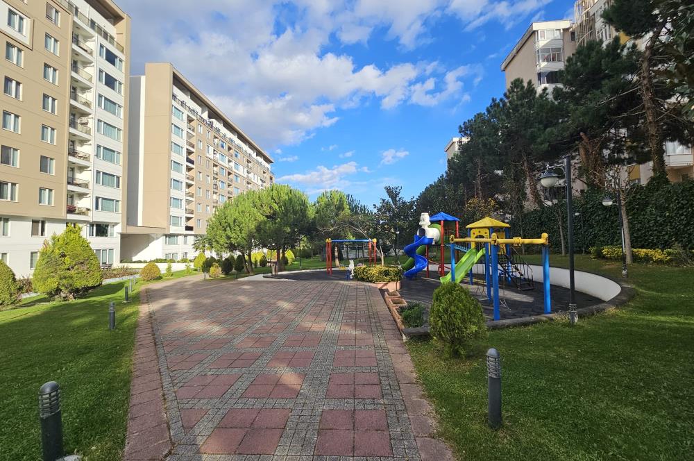 AYVACI PARK SİTESİ KAPALI MUTFAKLI EBEVEYN BANYOLU GENİŞ 2+1