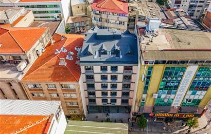 Çağlayan Vatan Caddesinde reklam değeri yüksek satılık dükkan. 