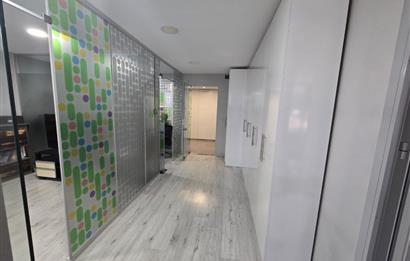 CENTURY 21'DEN ŞİŞLİ GOLDEN PLAZA'DA SATILIK GENİŞ İŞ YERİ