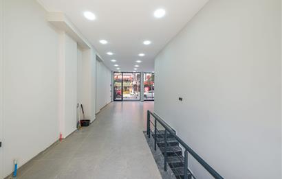 Çağlayan Vatan Caddesinde reklam değeri yüksek satılık dükkan. 