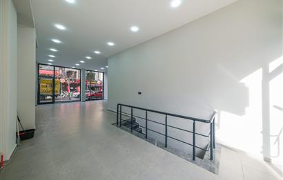 Çağlayan Vatan Caddesinde reklam değeri yüksek satılık dükkan. 