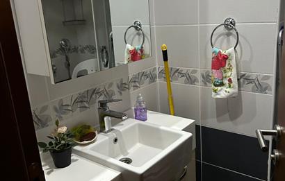 AYVACI PARK SİTESİ KAPALI MUTFAKLI EBEVEYN BANYOLU GENİŞ 2+1