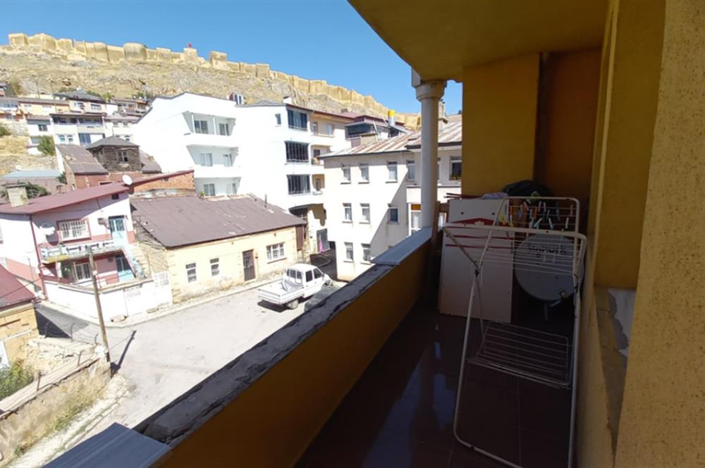 Bankadan Satılık 4+1 Daire