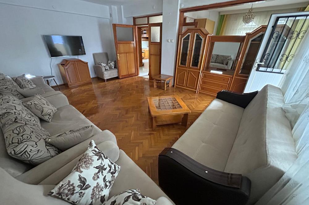 C21 BAL'DAN BAHÇELİEVLER'DE EŞYALI MÜSTAKİL 5+1 KİRALIK TRİPLEKS