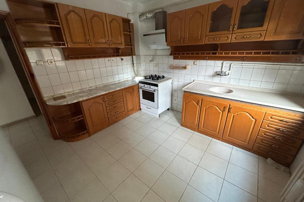 C21 BAL'DAN BAHÇELİEVLER'DE EŞYALI MÜSTAKİL 5+1 KİRALIK TRİPLEKS