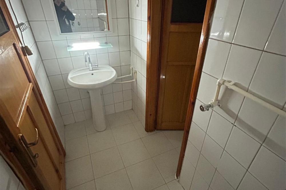 C21 BAL'DAN BAHÇELİEVLER'DE EŞYALI MÜSTAKİL 5+1 KİRALIK TRİPLEKS