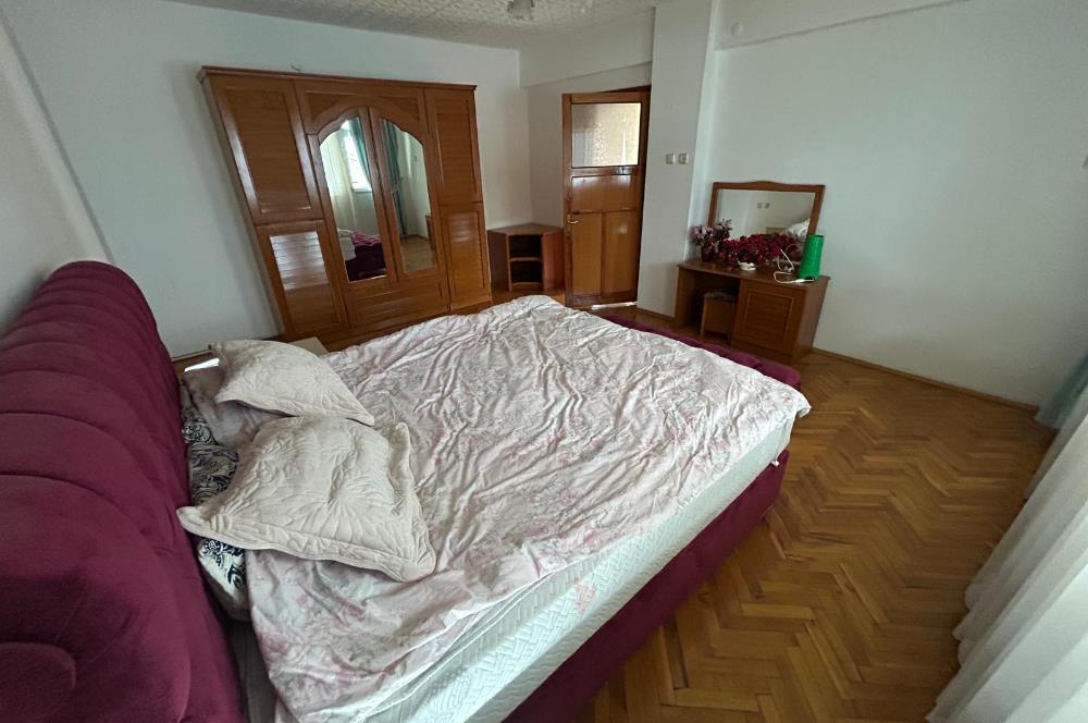 C21 BAL'DAN BAHÇELİEVLER'DE EŞYALI MÜSTAKİL 5+1 KİRALIK TRİPLEKS