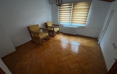 C21 BAL'DAN BAHÇELİEVLER'DE EŞYALI MÜSTAKİL 5+1 KİRALIK TRİPLEKS