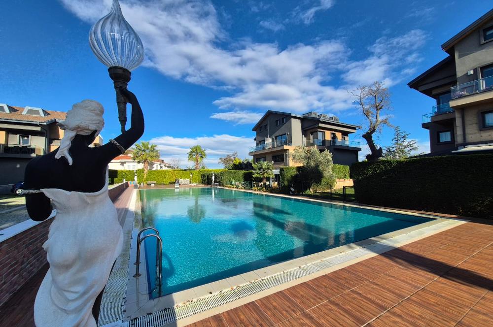 Demirciköy'de Eşsiz Doğa ve Deniz Manzaralı Lüks Çatı Dubleksi