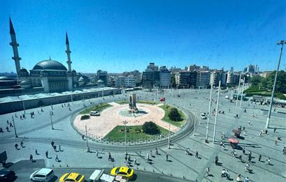 TAKSİM MEYDANINDA KİRALIK NEZİH BİR OFİS