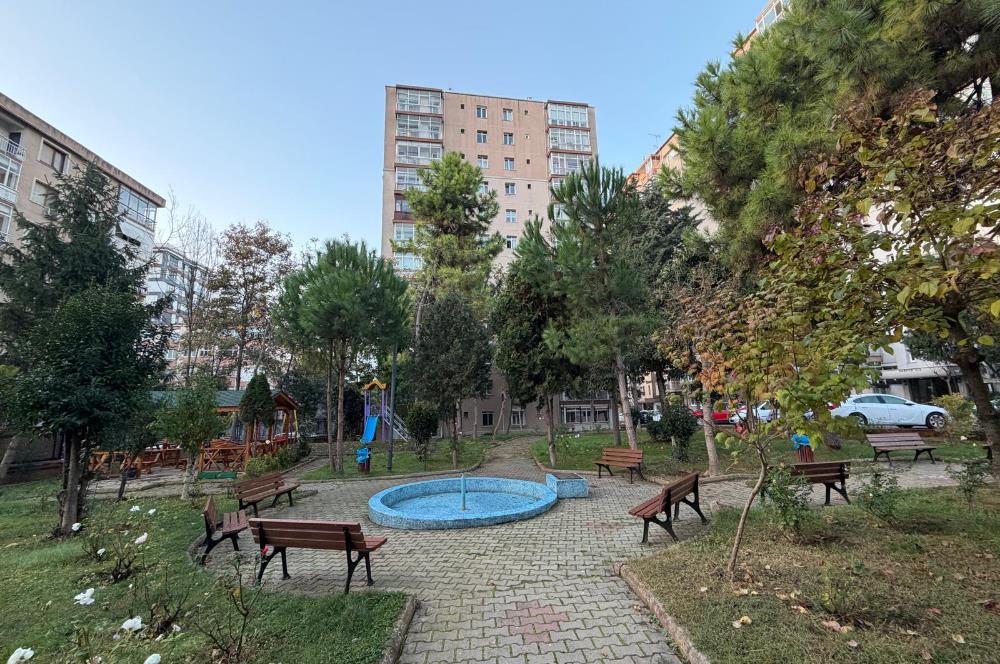 KADIKÖY KOZYATAĞI OYAK A SİTESİNDE BALKONLU 3+1 SATILIK DAİRE