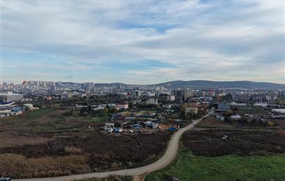 TUZLA TERSANELER BÖLGESİNDE ABDUŞ GÖLÜNE KOMŞU SATILIK ARSA