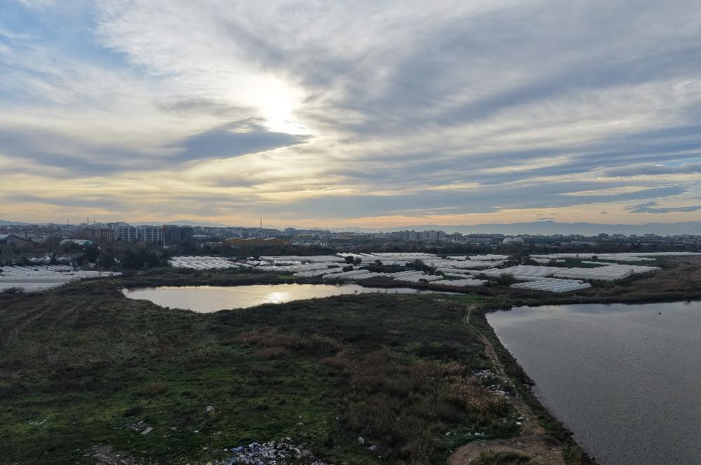 TUZLA TERSANELER BÖLGESİNDE ABDUŞ GÖLÜNE KOMŞU SATILIK ARSA