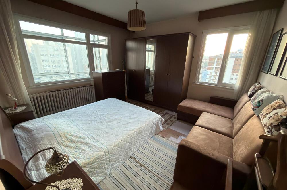 KADIKÖY KOZYATAĞI OYAK A SİTESİNDE BALKONLU 3+1 SATILIK DAİRE