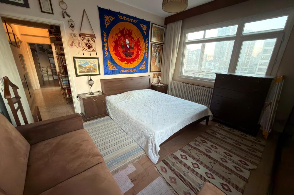 KADIKÖY KOZYATAĞI OYAK A SİTESİNDE BALKONLU 3+1 SATILIK DAİRE