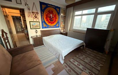 KADIKÖY KOZYATAĞI OYAK A SİTESİNDE BALKONLU 3+1 SATILIK DAİRE