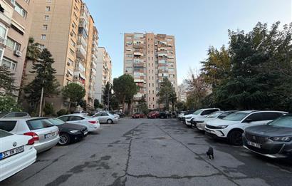KADIKÖY KOZYATAĞI OYAK A SİTESİNDE BALKONLU 3+1 SATILIK DAİRE